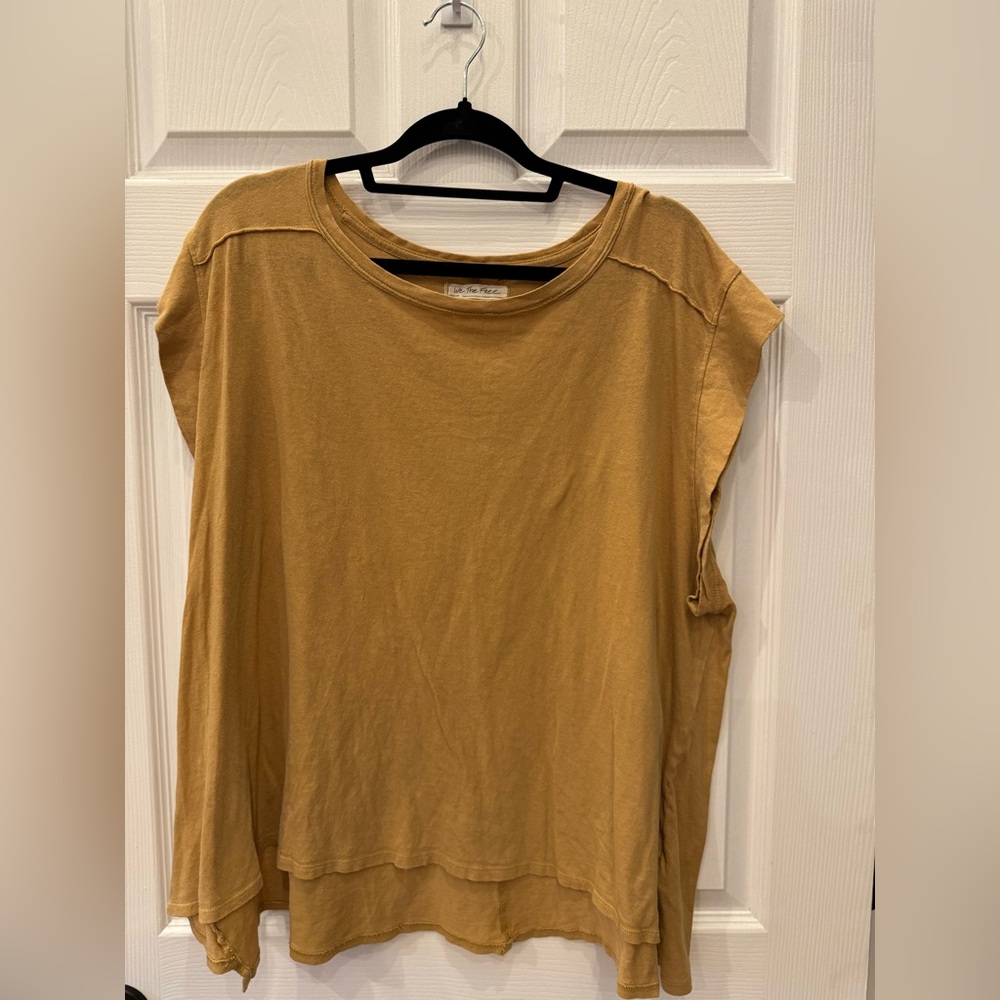 NWOT free people T shirt